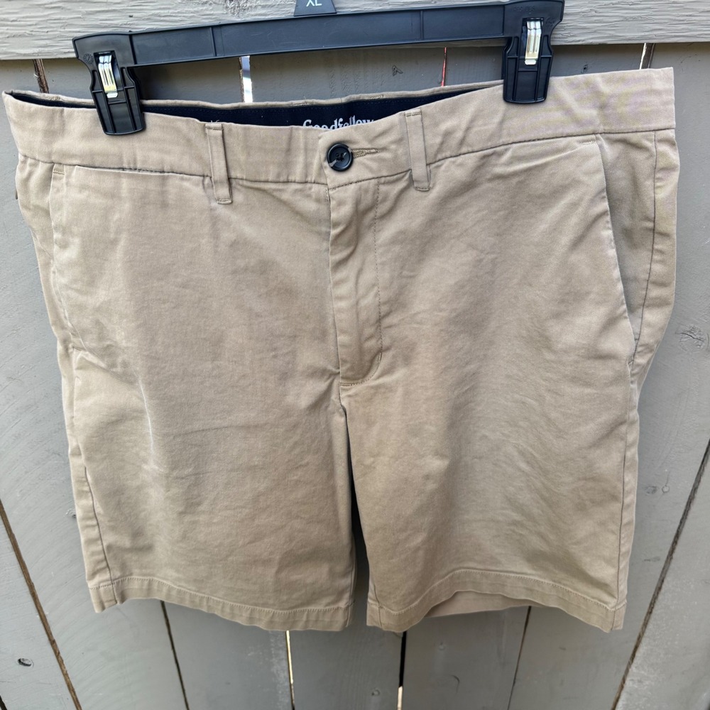Goodfellow & Co Mens Khaki Chino Shorts Tan Flat Front Size‎ 34 35 x 8